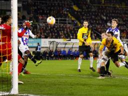 Mitchell Te Vrede scoort voor NAC. (Foto: VI Images)