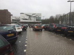 Rondjes rijden op zoek naar een parkeerplek