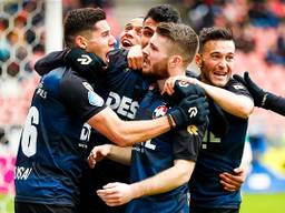 Vreugde bij Willem II na de treffer van Crowley (Foto: VI Images).