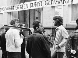 Still uit documentaire 'Samen staan we sterk'. Studenten bezetten de sociale academie in Breda