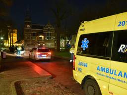 De politie en een ambulance werden opgeroepen vanwege de commotie op De Lind. (Foto: Toby de Kort)