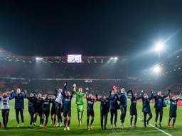 Vreugde bij de spelers van Willem II na het bereiken van de halve finale (foto: VI Images).