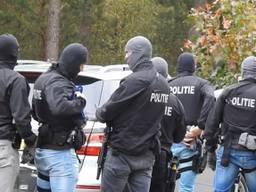 De politieactie bij de bevrijdingspoging (Foto: SQ Vision)