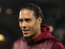 Virgil van Dijk sprak uitgebreid op de Engelse radio. (foto: VI Images)