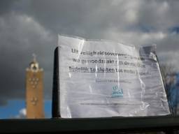 De moskee in Oosterhout is gesloten.