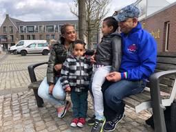 Voor Woinshet, Ahmed en hun drie kinderen werd 820 euro ingezameld. (Foto: Jacqueline Hermans)