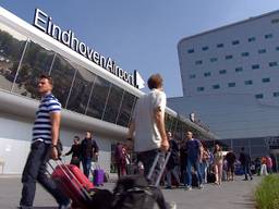 Pieter van Geel presenteert donderdag een rapport over de toekomst van Eindhoven Airport.