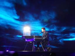 Duncan Laurence was feilloos in de halve finale (Foto: Jessica Ranselaar)