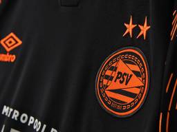 Het nieuwe uitshirt van PSV met oranje accenten (foto: PSV).