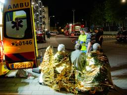 De bewoners moesten hun huis uit vanwege de rook (foto: Jack Brekelmans).