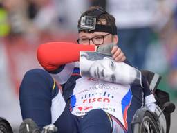 Thijs bij de Alpe d'HuZes (foto: Stichting Alpe d'HuZes/ Frank van Engelen).