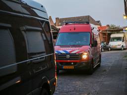 Politie en brandweer rukten uit na de vondst (foto: Christian Traets/SQ Vision Mediaprodukties).