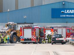 De brandweer aan het werk (Foto: Marcel van Dorst, SQ Vision).