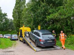 De auto van de twee verdachten is in beslag genomen. (Foto: Tom van der Put / SQ Vision)