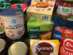 Een greep uit de producten waarvan de prijs niet klopt bij supermarkten van Albert Heijn. (Foto: Ronald Strater)