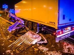 Het ongeluk gebeurde zondagnacht. (Foto: Sem van Rijssel/SQ Vision)