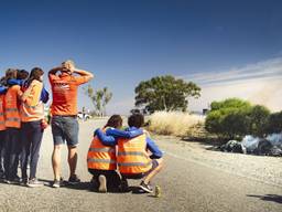 Het team moest toekijken hoe de auto in vlammen opging. (Foto: Vattenfall Solar Team)