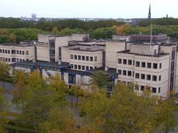 De voormalige rechtbank aan de Sluissingel in Breda (foto: Raoul Cartens)