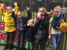 De kinderen van Suzan zijn helemaal losgegaan in het speelparadijs (foto: Suzan van den Oever).