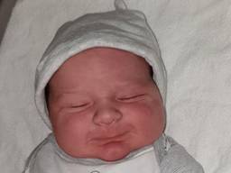 Baby Deavi werd om 01:11 uur op elfde van de elfde geboren. (Foto: Sylvia van der Heijden)