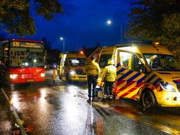 De voetganger raakte zwaargewond. (Foto: Marcel van Dorst/SQ Vision)