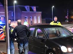 De twee voetgangers werden geschept door de auto. (Foto: SQ Vision)