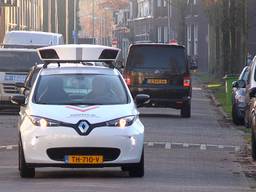 Deze scanauto zorgt sinds een jaar voor een regen aan boetes bij foutparkeerders (foto: Tom van den Oetelaar).