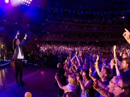 In 2015 trad Guus Meeuwis op in de Royal Albert Hall in Londen.