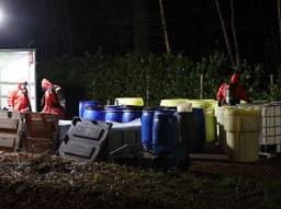 Busje vol met drugsafval gedumpt op de A2 bij Liempde
