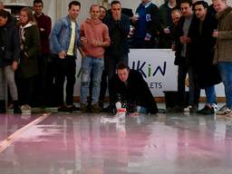 Bierpul Curling in Son en Breugel (foto's: Lobke Kapteijns).