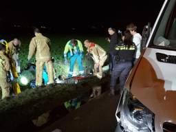 Meisje (16) ernstig gewond na aanrijding in Budel, geschept op donkere weg