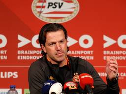 PSV-trainer Ernest Faber (foto: HollandseHoogte).