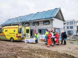 Bouwvakker overleden tijdens werkzaamheden in Eindhoven (foto: Sem van Rijssel/SQ Vision)