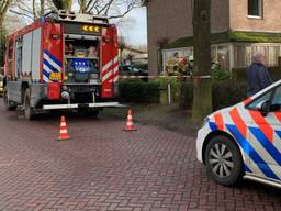 De brand vond plaats in een huis aan de Deutersestraat in Cromvoirt. (Foto: Bart Meesters)