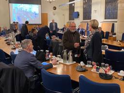 De raadzaal van Bergen op Zoom tijdens het debat