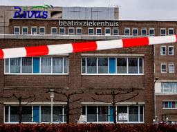 Het Beatrixziekenhuis is afgesloten (Foto: ANP).