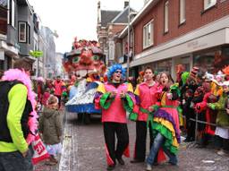 De carnavalsoptocht in Kaaiendonk in betere tijden. (Archieffoto: Karin Kamp)