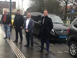 Vier taxibedrijven gaan zorgverleners gratis door Breda rijden. (Foto: Ronald Sträter)