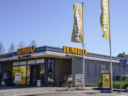 De Jumbo-supermarkt in Hank. (Foto: Marcel van Dorst/MaRicMedia)