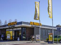 De Jumbo-supermarkt in Hank. (Foto: Marcel van Dorst/MaRicMedia)