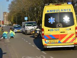 Man zwaargewond na aanrijding in Breda (foto: SQ Vision/Perry Roovers).