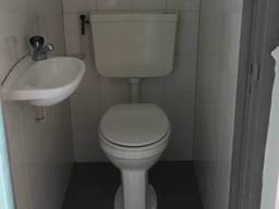 Het toilet ziet er nu weer helemaal fris uit (foto: Sandra van de Bunt)