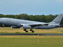 De Airbus A330-MRTT, een van de vliegtuigen waarmee mensen naar Nederland zijn gehaald. (Foto: Werner van der Wiel)