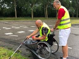 Martijn Koevermans ruimt zwerfafval op vanuit zijn rolstoel