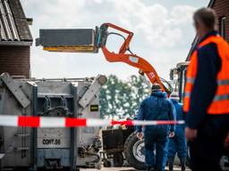 Alle nertsen op de boerderij in Deurne werden geruimd (Foto: Rob Engelaar).