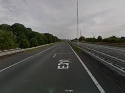 De verdachten werden aangehouden op de A27 bij Nieuwendijk (foto: Google Streetview).