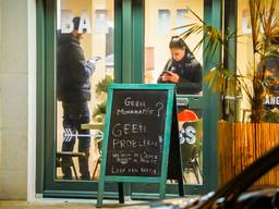 Na de publicatie van het verhaal werden alle gasten naar buiten gestuurd door het personeel (foto: Sem van Rijssel/SQ Vision)