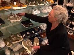 Op afspraak winkelen in een schoenenzaak is niet ideaal voor de eigenaar. 