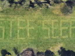 De woorden werden vastgelegd vanuit op satellietbeelden (foto: Google Maps).