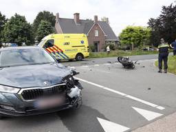 Motorrijder gewond bij botsing met auto in Sint Hubert